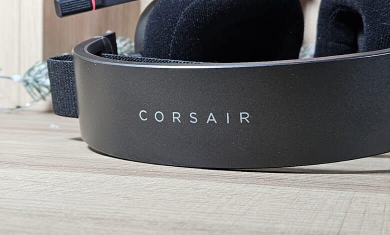 Corsair HS80 Max Wireless - Dessus