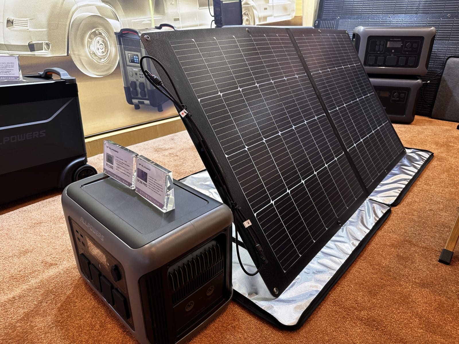 AllPowers CES 2024 SF200 Pro panneau solaire double face