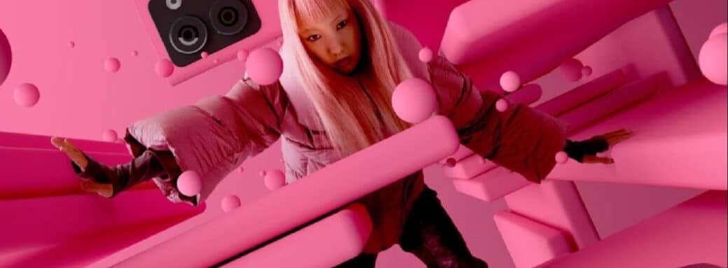flip phone barbie