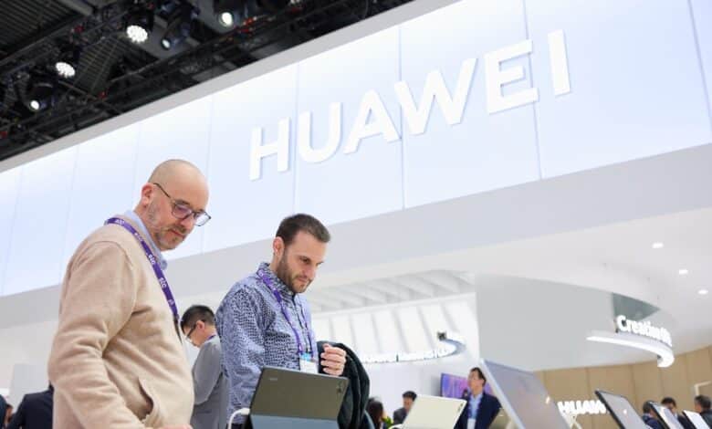 Fashion Forward : Huawei confirme sa position en tant que marque mondiale haut de gamme au MWC 2024