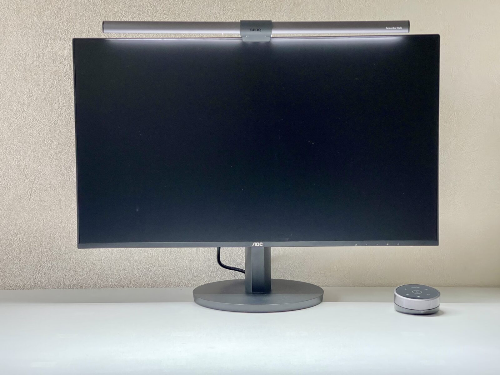 benq-screenbar-halo-moniteur-couleurs-froides