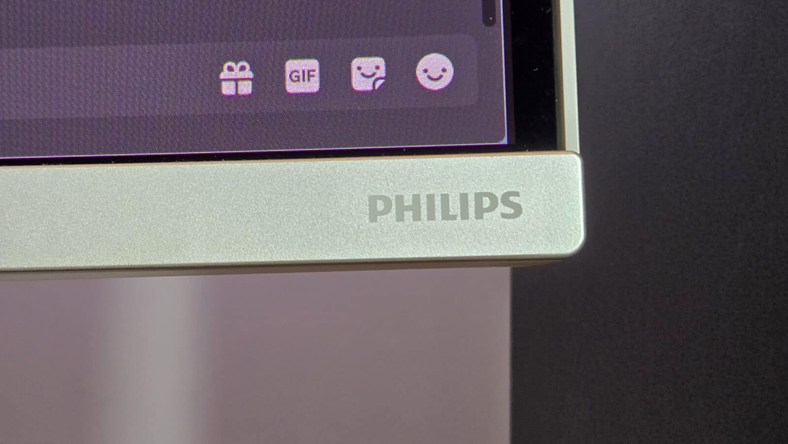 Philips Evnia 49 - Marque