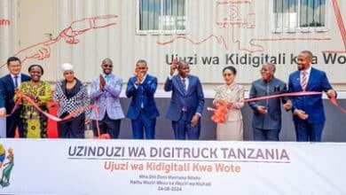 Huawei et Vodacom lancent DigiTruck pour une Tanzanie numérique et inclusive.
