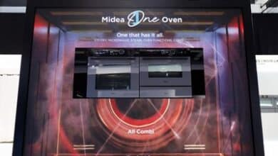 La série Midea One Oven transforme la cuisine avec technologie AI et design moderne.