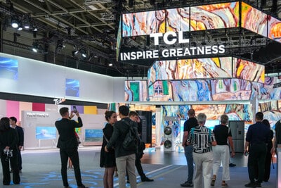 TCL présente des innovations à l'IFA 2024, transformant notre quotidien en mode de vie intelligent.