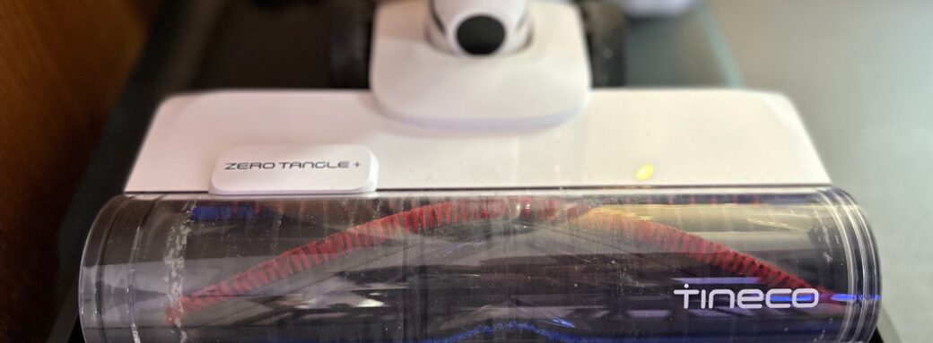 Tineco Pure One Station 5 Plus avec une brosse en V