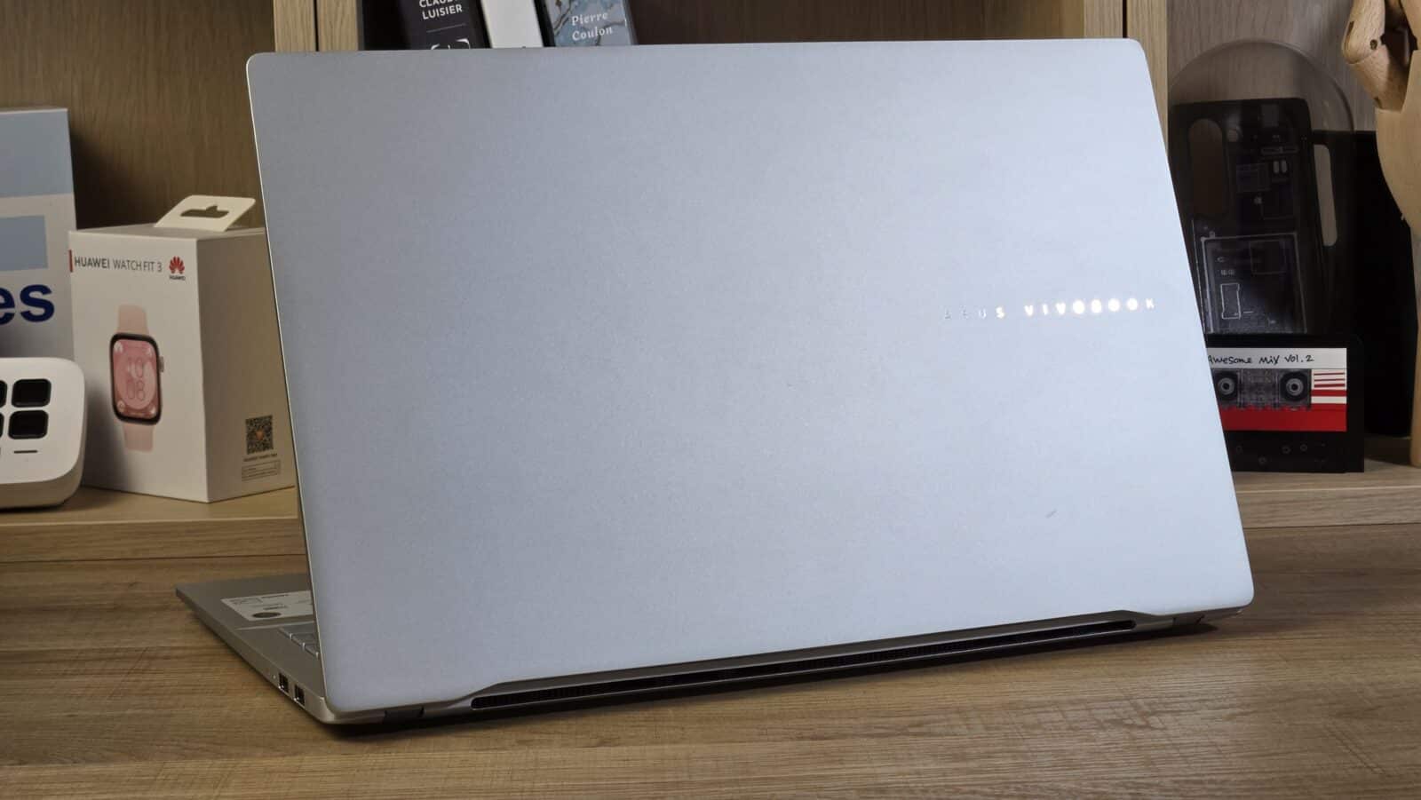 Asus Vivobook S15 - Arrière