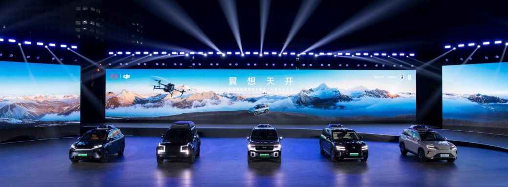BYD et DJI lance le premier système de drone pour automobile