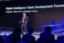 Huawei présente ses solutions pour un avenir intelligent au MWC 2025.