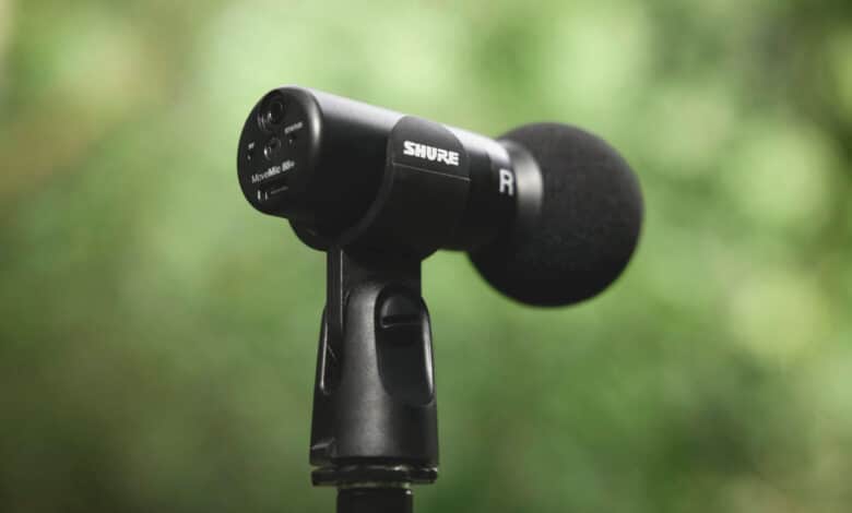 PRISES DE SON DE HAUT VOL AVEC LE NOUVEAU MICROPHONE STÉRÉO SANS FIL MOVEMIC 88+ DE SHURE