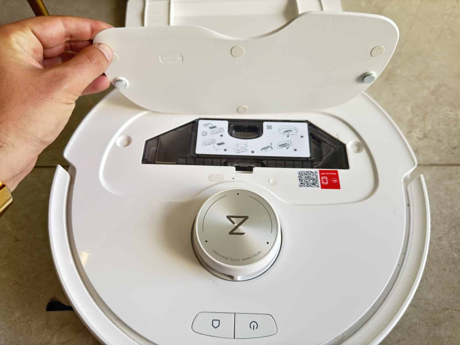 Capteur LiDAR du Roborock Q Revo Master en gros plan