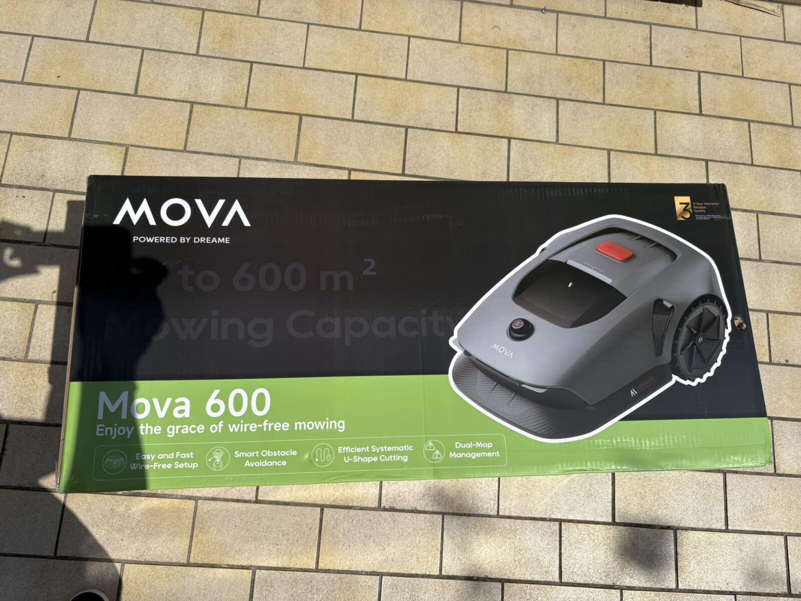 jardinier Robot Tondeuse Mova 600 : La technologie au service de votre jardin à Bruxelles