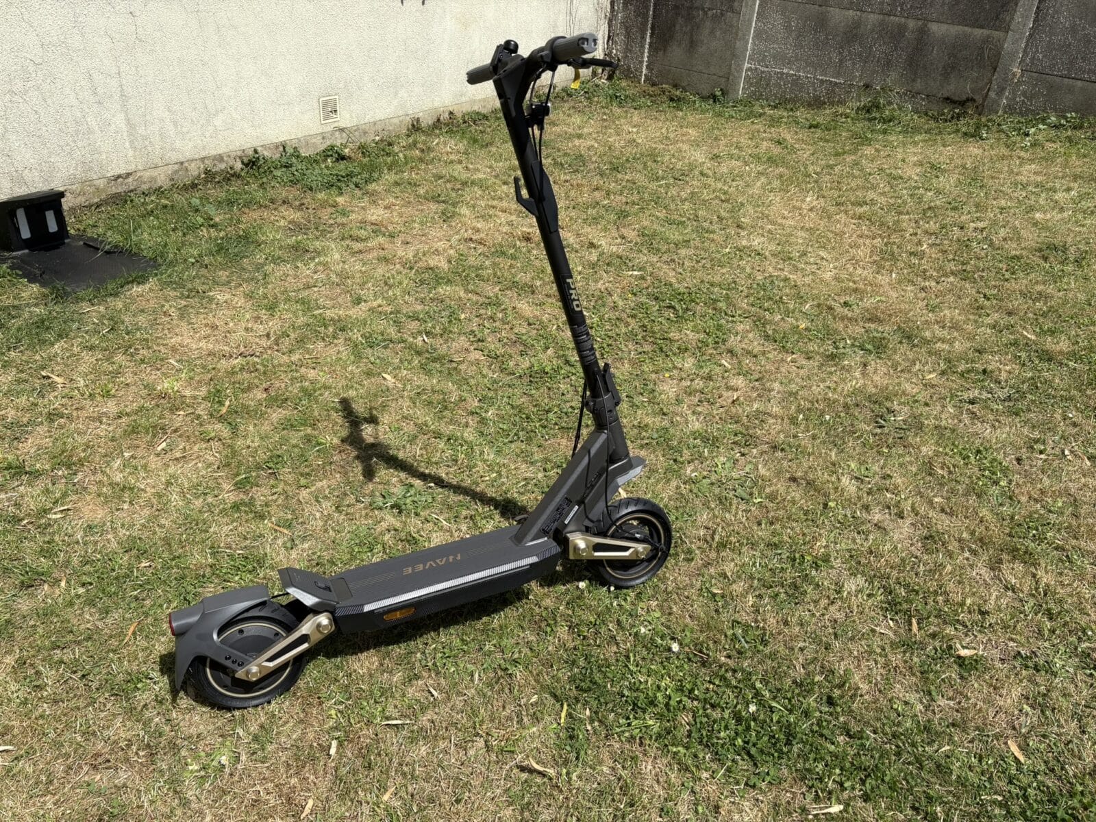 Navee ST3 Pro