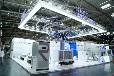 REPT BATTERO lance une batterie 392 Ah et un système Powtrix™ 6,26 MWh innovants.