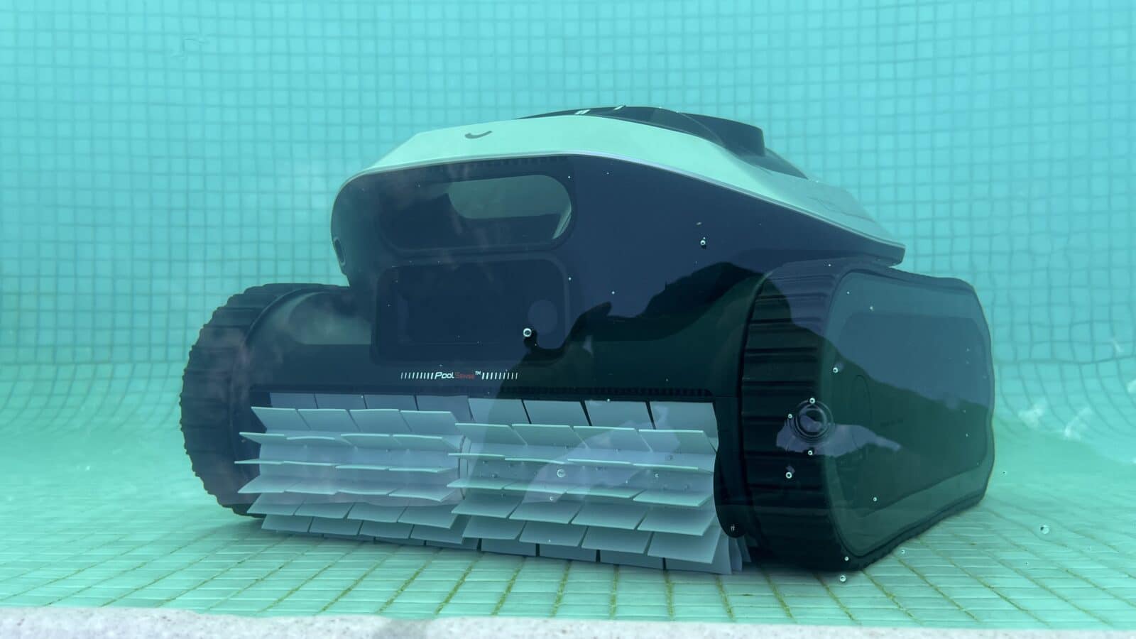 Le robot Dreame Z1 Pro monte au parroie