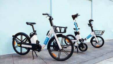 Bird et Segway lancent une nouvelle flotte de micromobilité partagée plus durable.