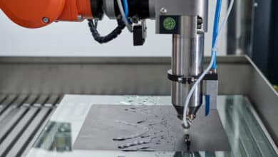 HydroPlasma offre un nettoyage industriel efficace et écologique sans produits chimiques.