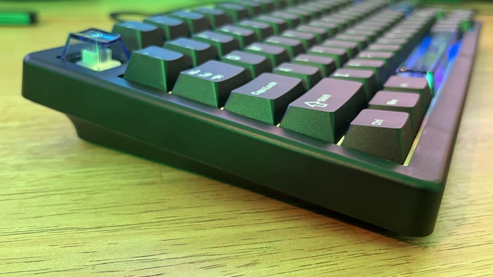 Conception sobre solide et compact