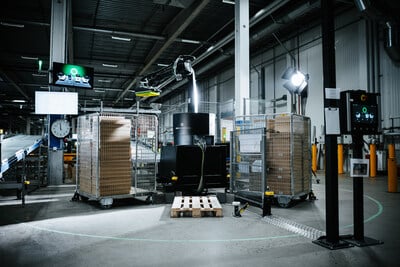 Rebl Industries équipe H&M et IKEA de robots IA pour optimiser la logistique.