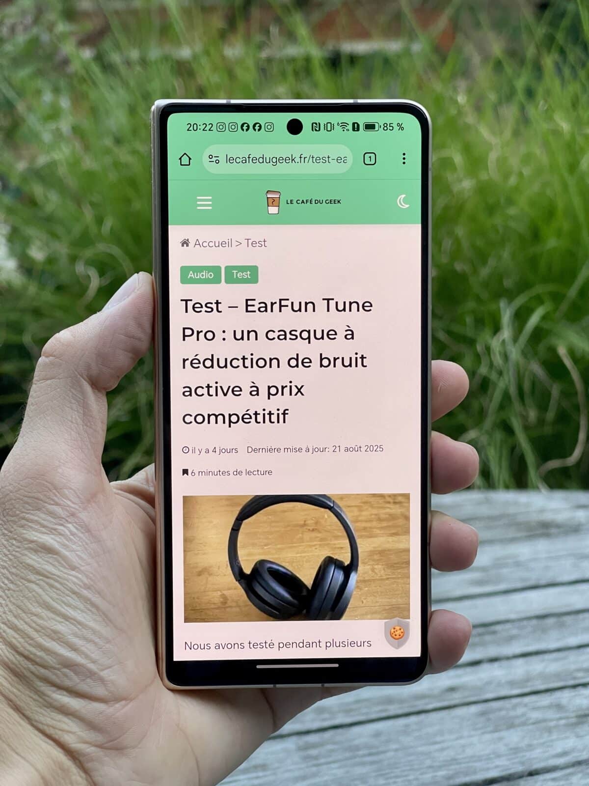 honor-magic-v5-ecran-externe