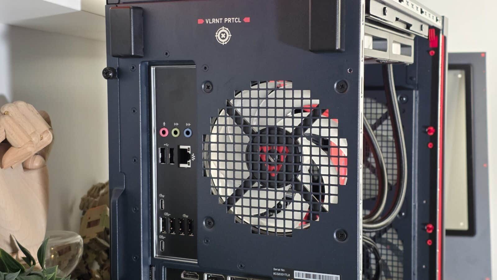 HP Omen 35L Valorant Edition - Connectique