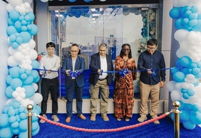 Midea ProShop ouvre à Abuja avec la série UNICOOL+ et un programme de formation local.