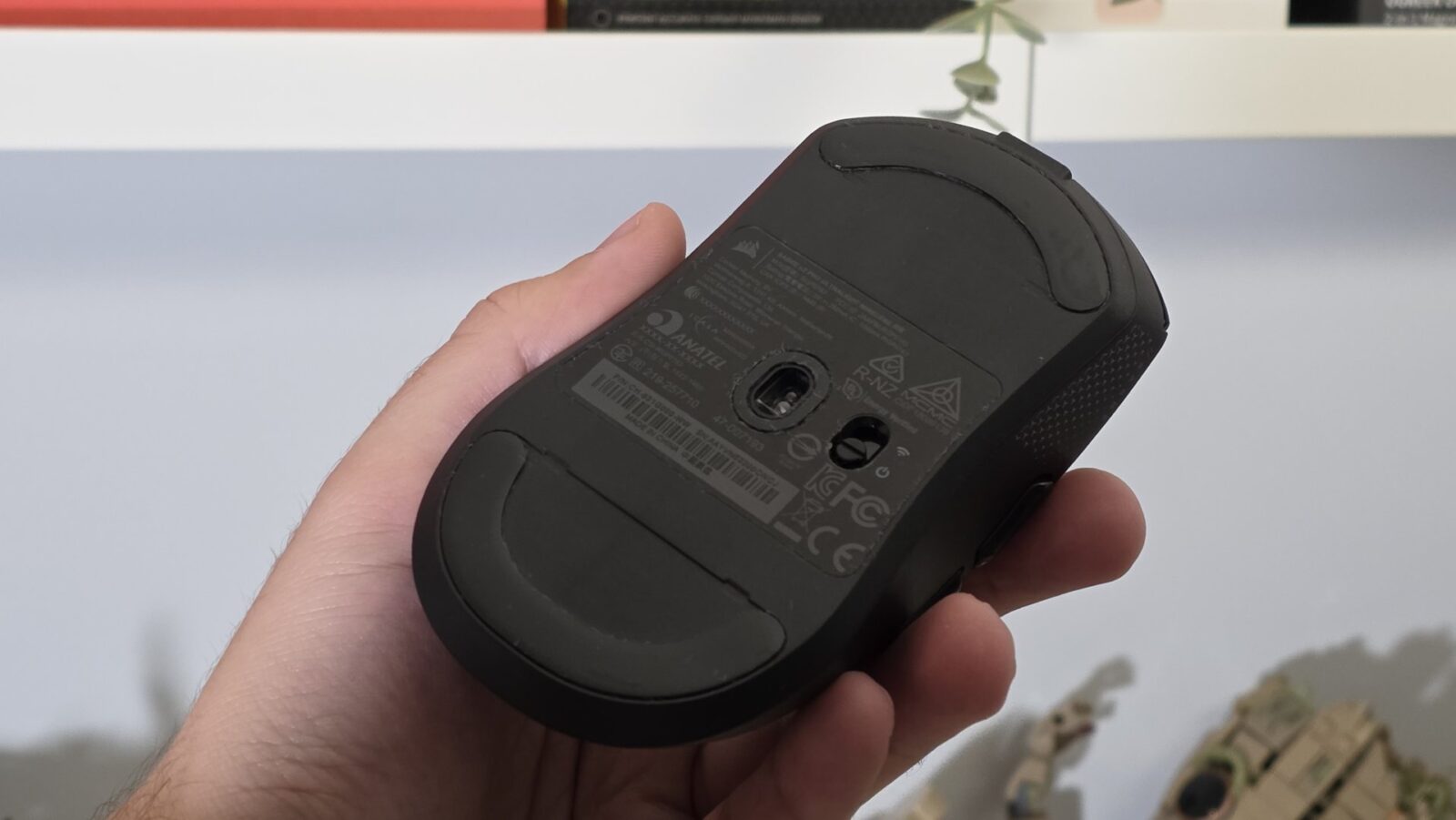 Corsair Sabre v2 Pro Wireless - Dessous