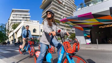 Le vélo électrique Dott Segway arrive à Paris pour une mobilité plus pratique et durable.