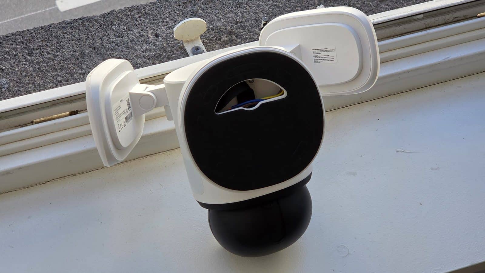 Reolink TrackFlex Floodlight WiFi - Dessous