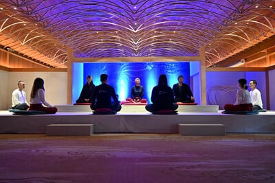 La méditation quantifiée mêle science, technologie et bien-être lors d’un défi à Tokyo.