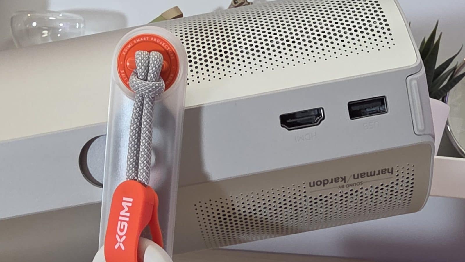 XGIMI MoGo 4 Laser - Ports