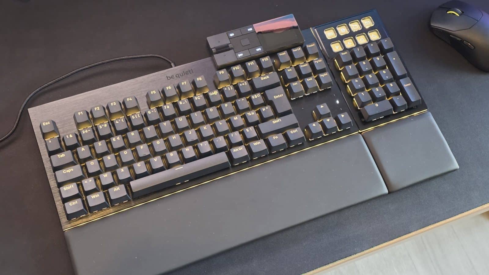 be quiet! Dark Mount Silent tactile - Allumé