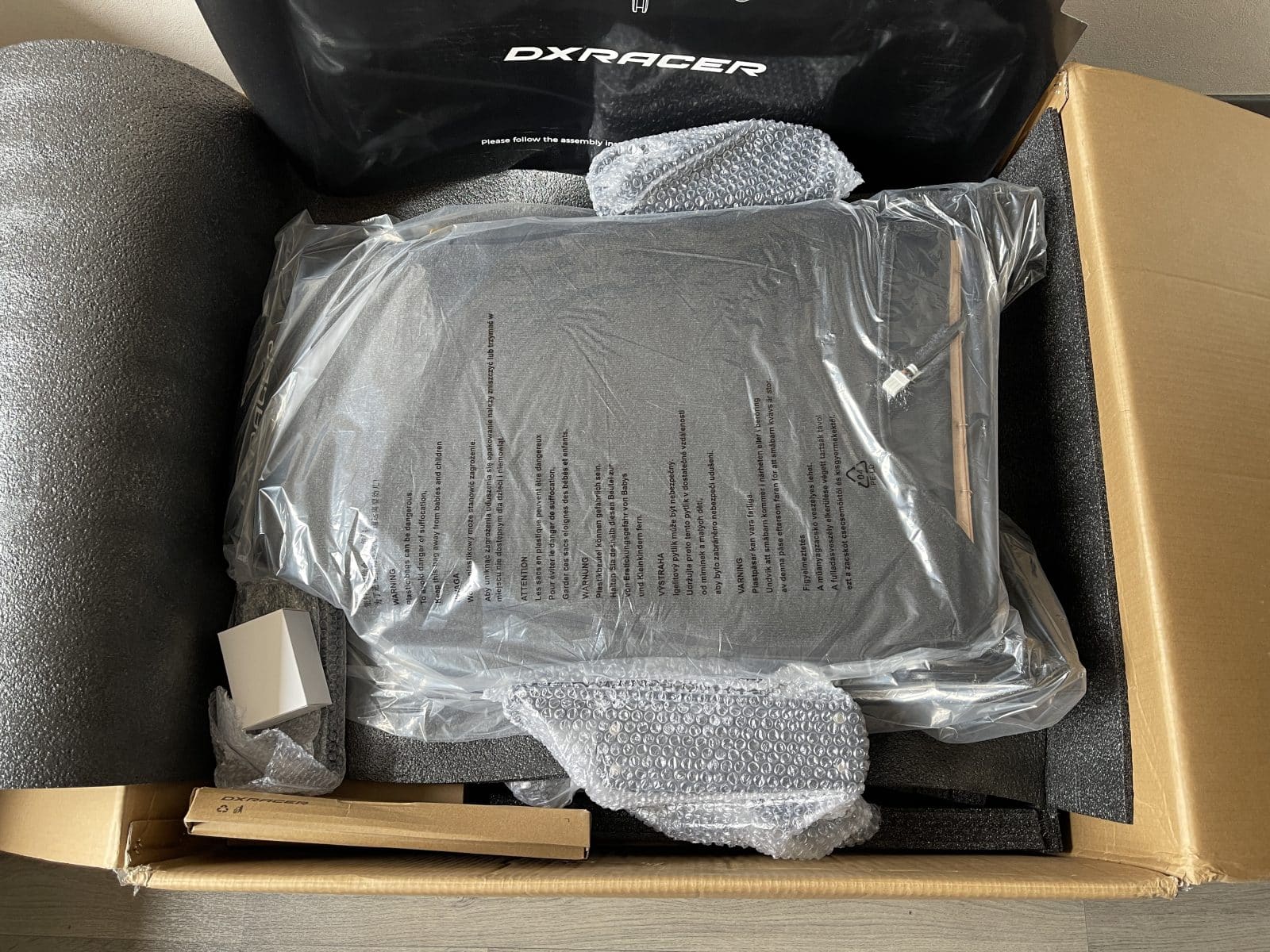 dxracer-martian-deballage