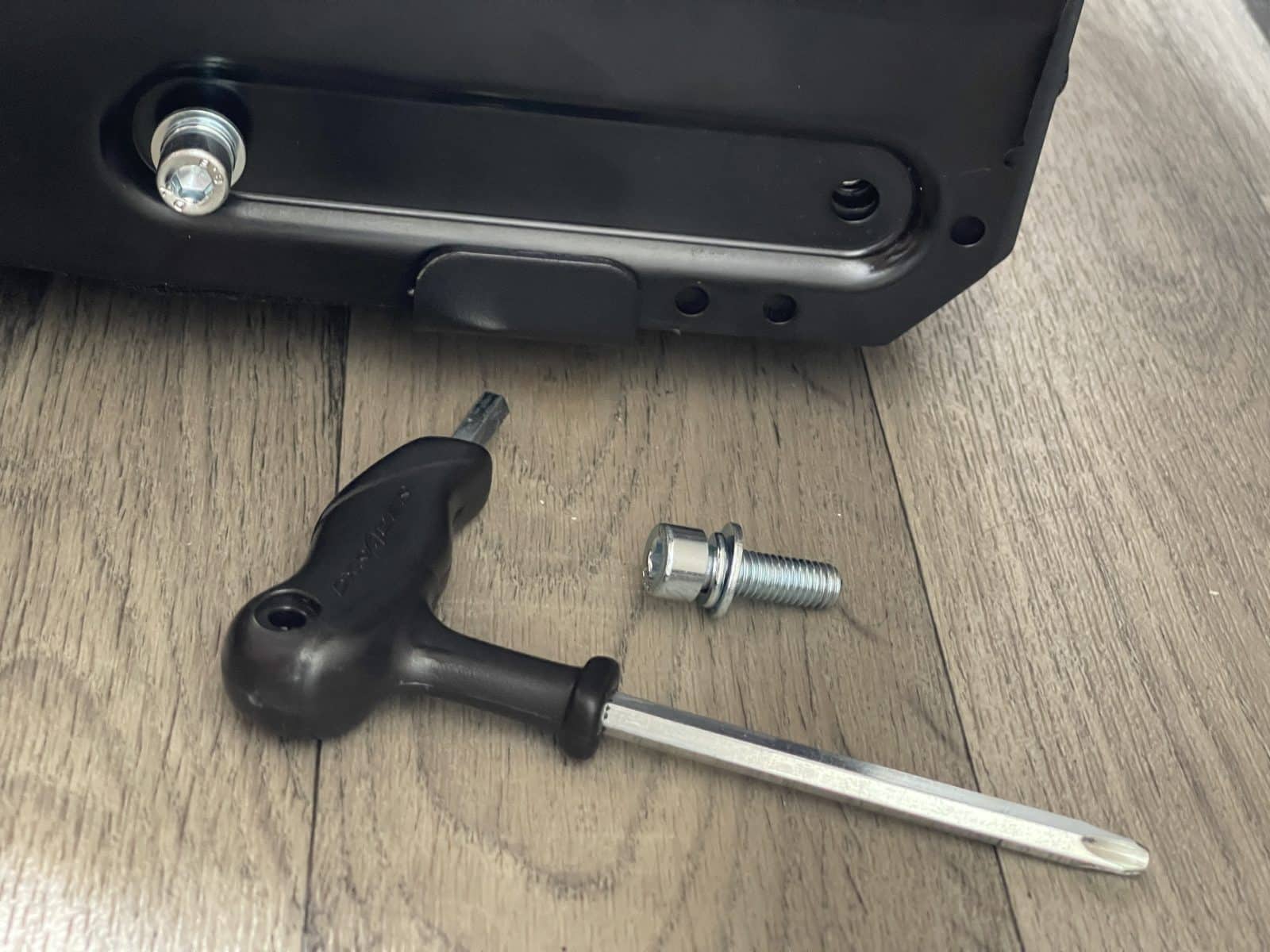 dxracer-martian-outil-montage