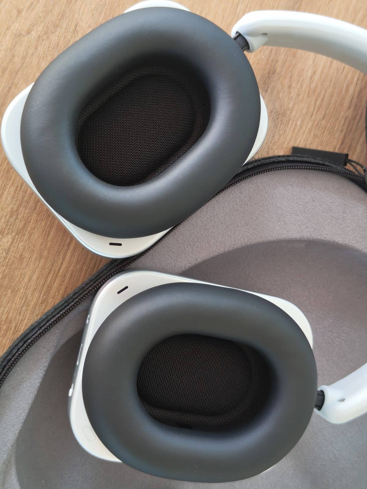 headphones (1) coussins