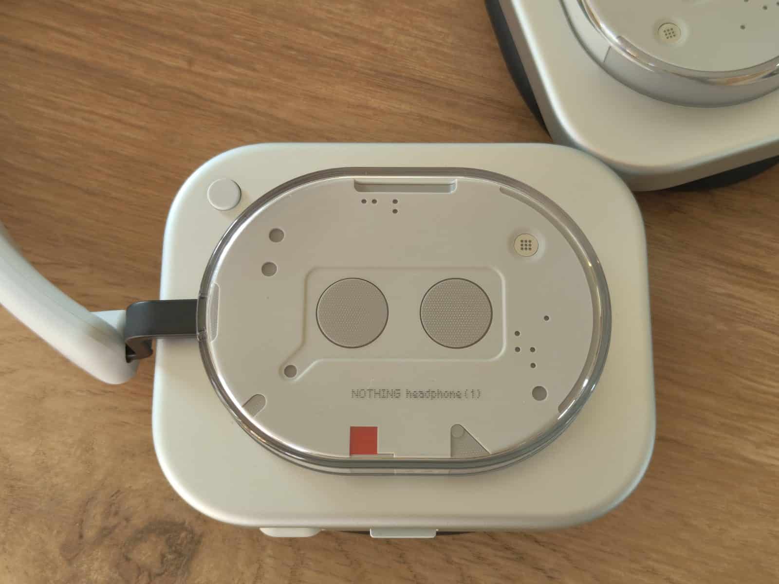 headphones (1) bouton