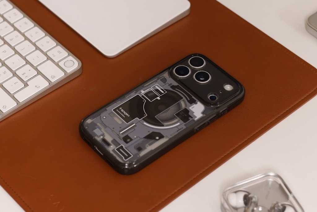 Ultra Hybrid MagFit Zero One Edition