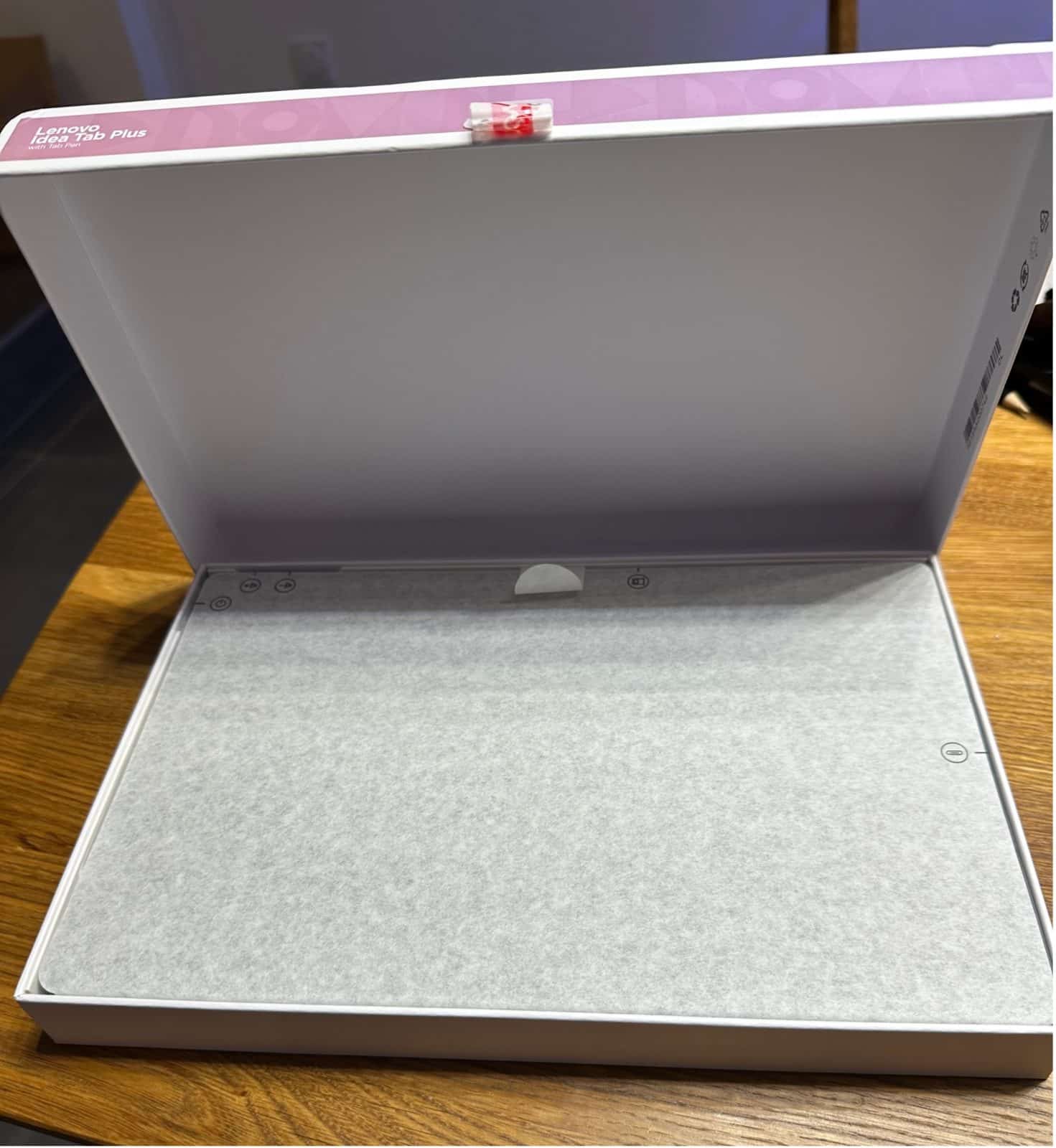 Unboxing Lenovo Idea Tab Plus