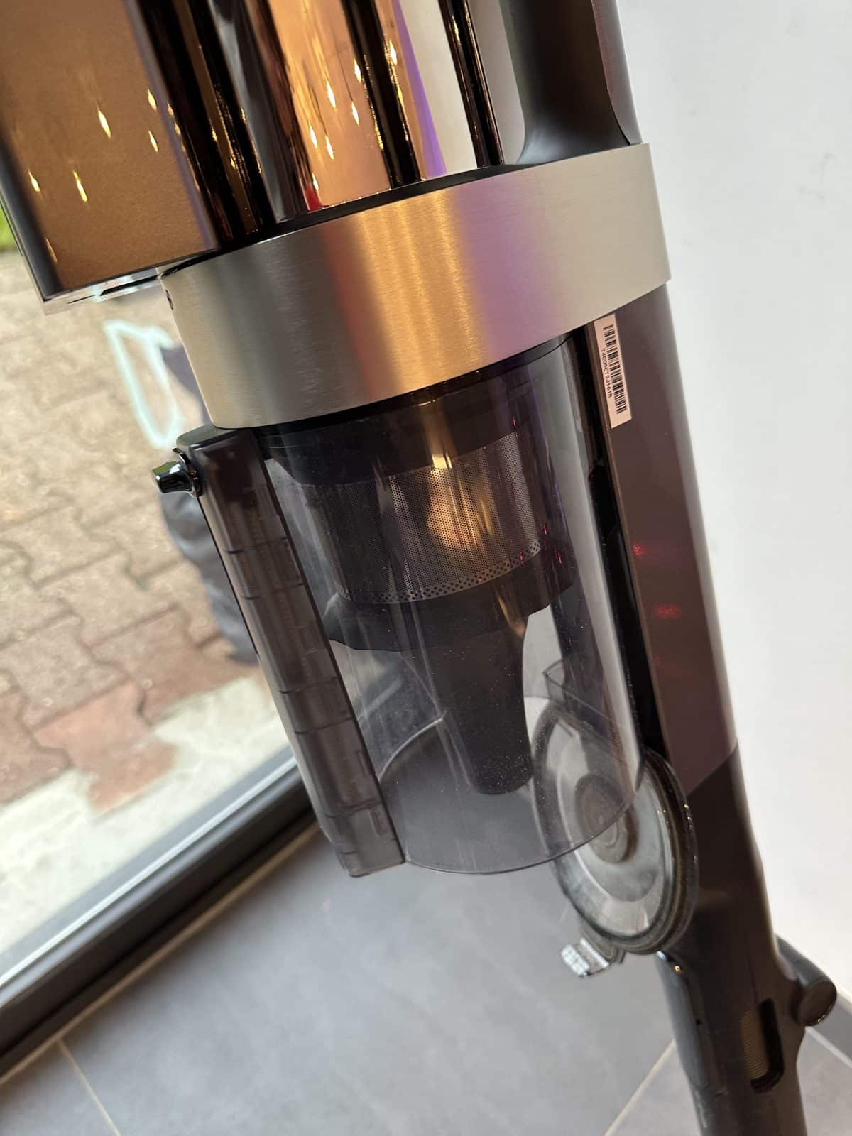 Vidage du bac à poussière du Tineco Pure One A90S