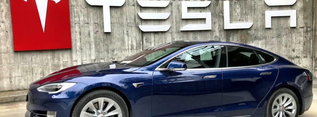 tesla starlink