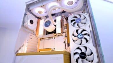 La X870E AERO X3D WOOD allie design naturel et hautes performances pour votre PC.