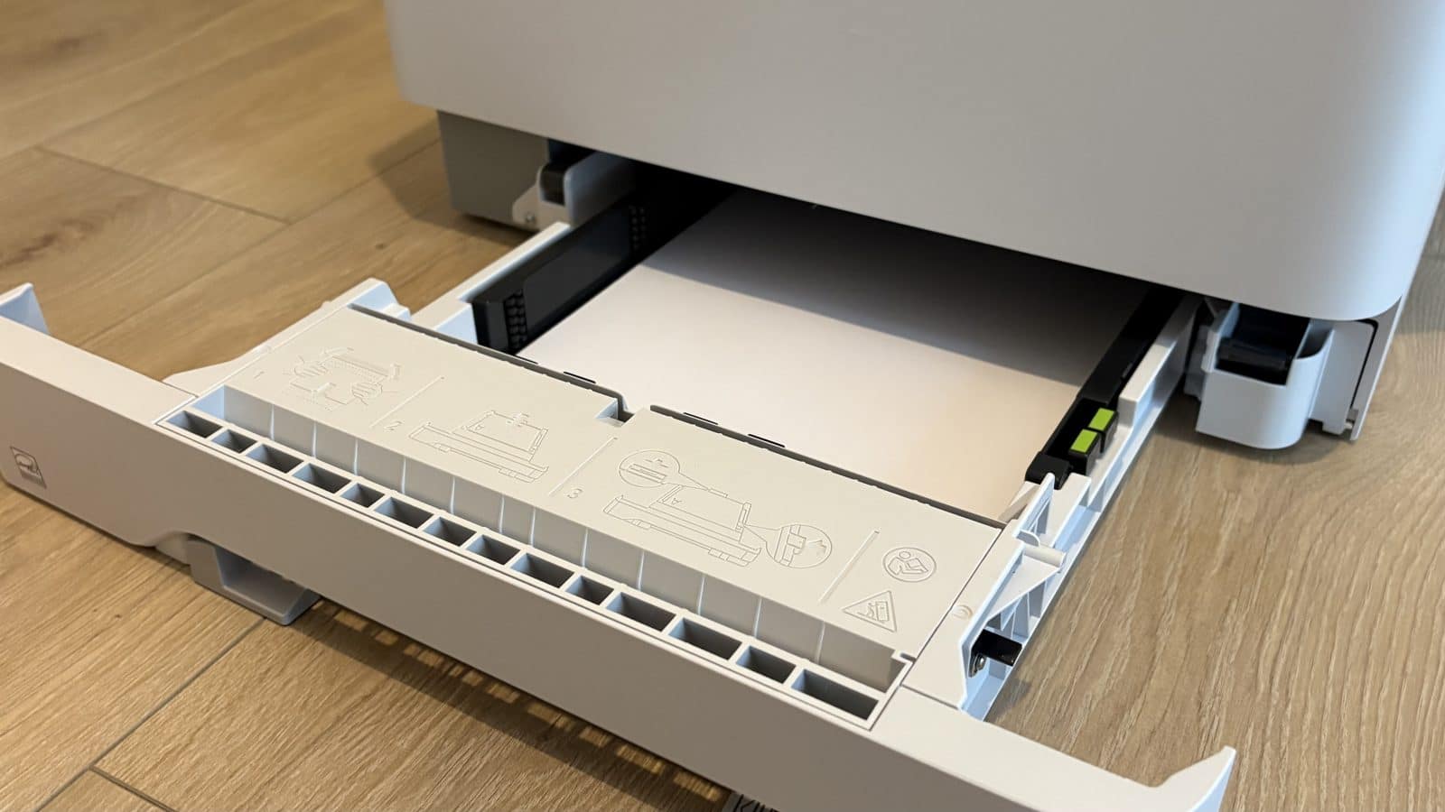 Xerox C325 - Tiroir a papier