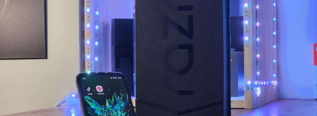 5 raisons d'acheter le Motorola Razr 2022 - Test et avis Le Café Du Geek