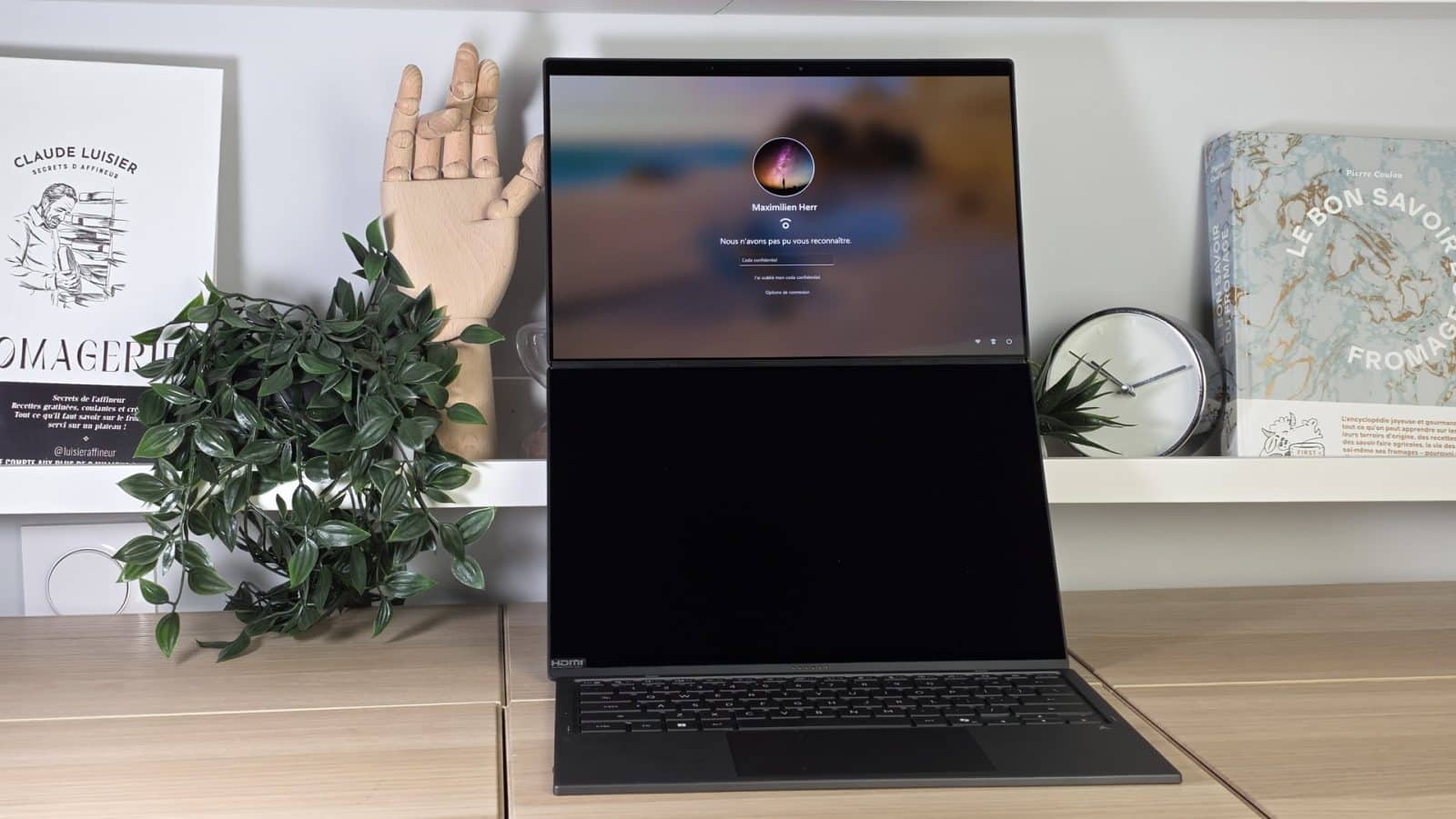 Asus Zenbook Duo 2026 (UX8407AA) - Mode Tour