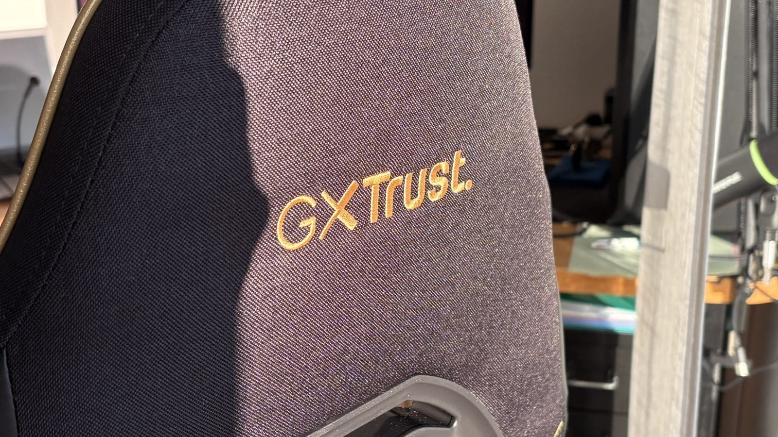 La chaise est très réglable