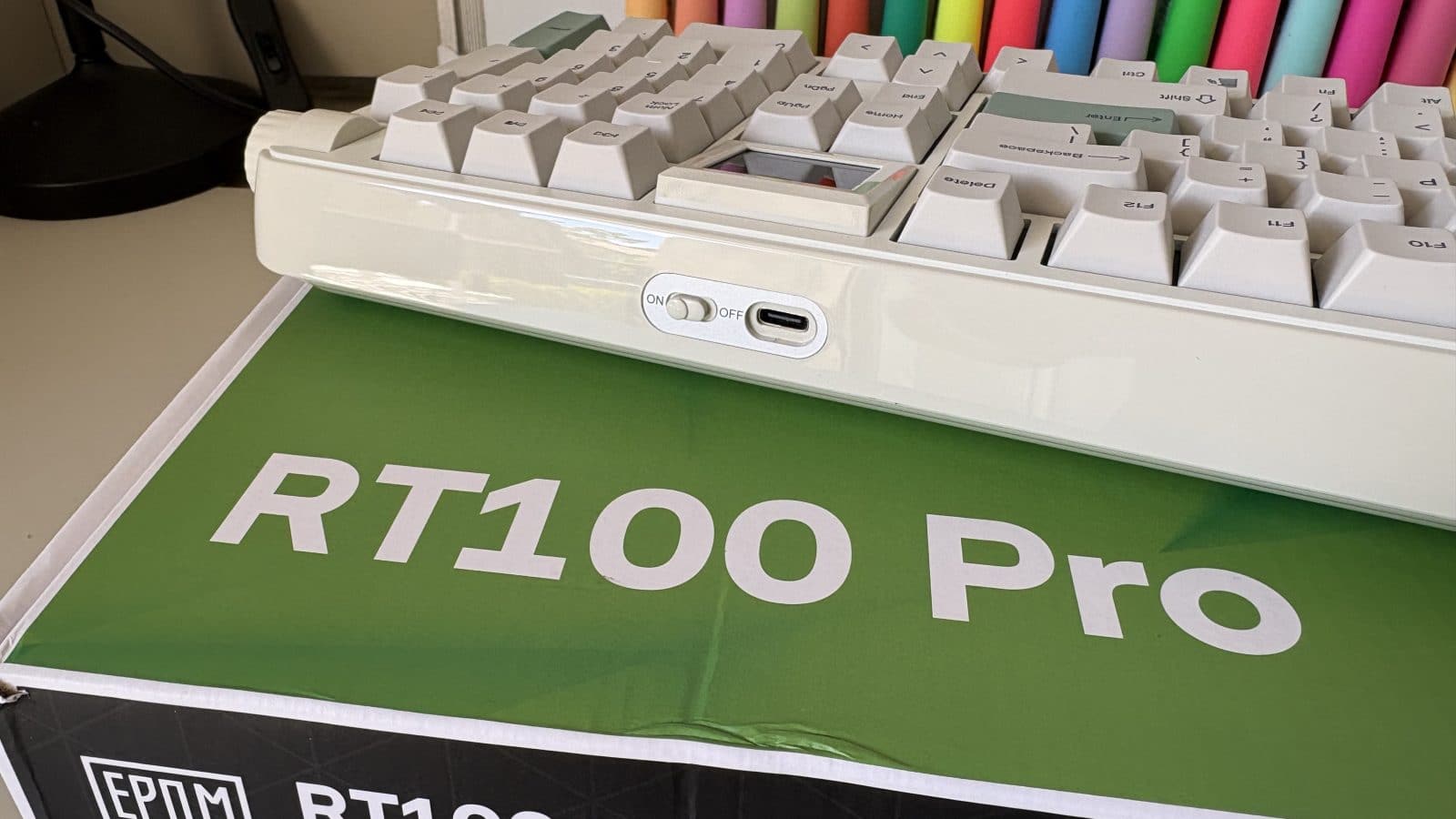 Triple connectivité du Epomaker RT100 Pro