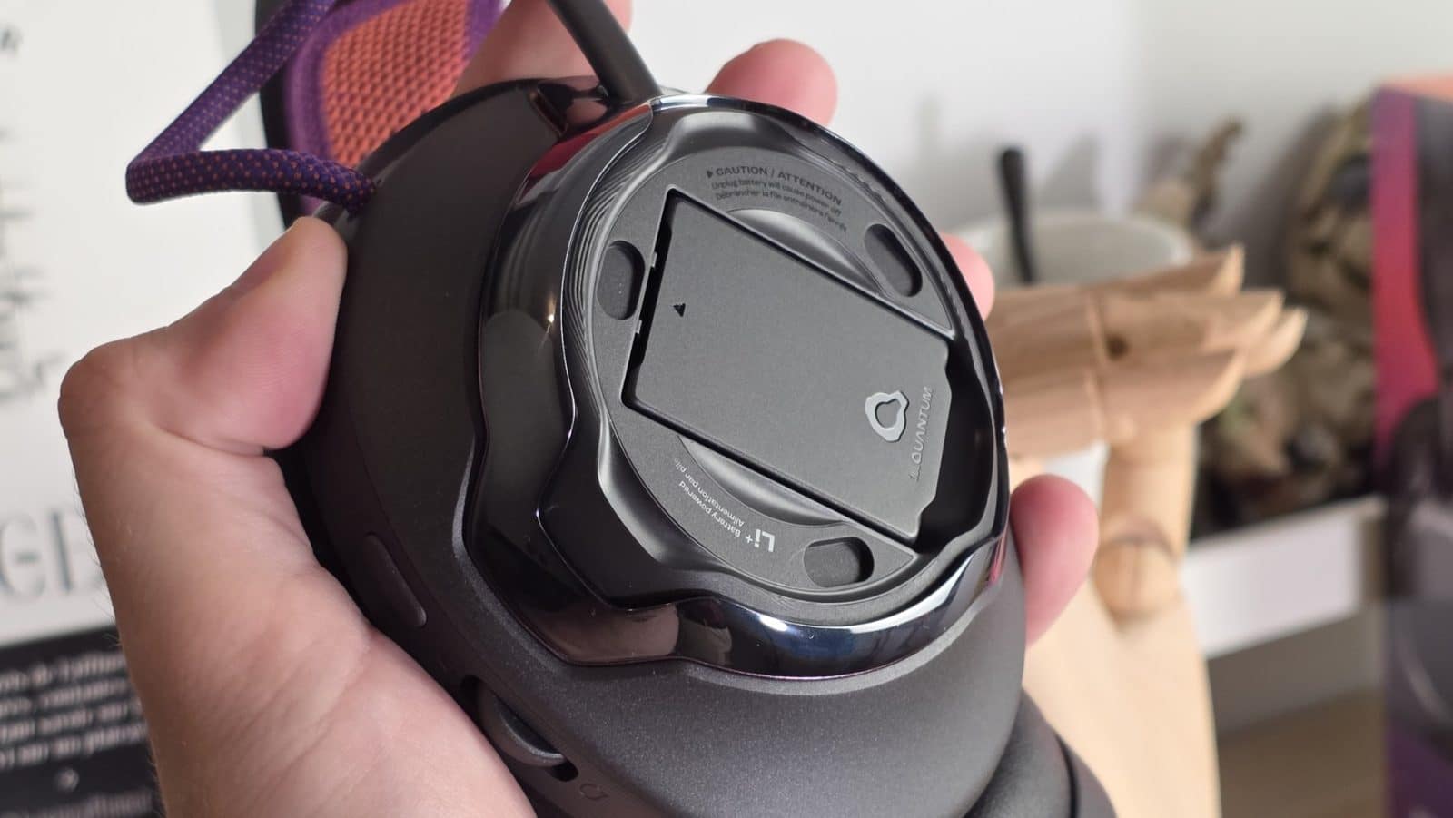 JBL Quantum 950 - Batterie in
