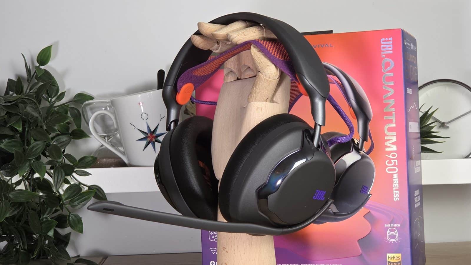 JBL Quantum 950 - Design
