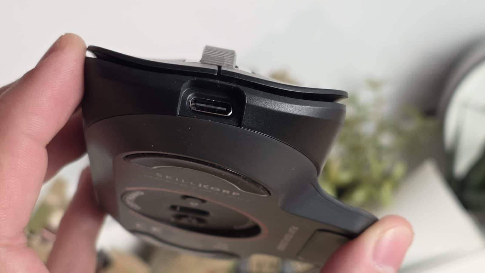 Skillkorp Ambi_One - Port charge