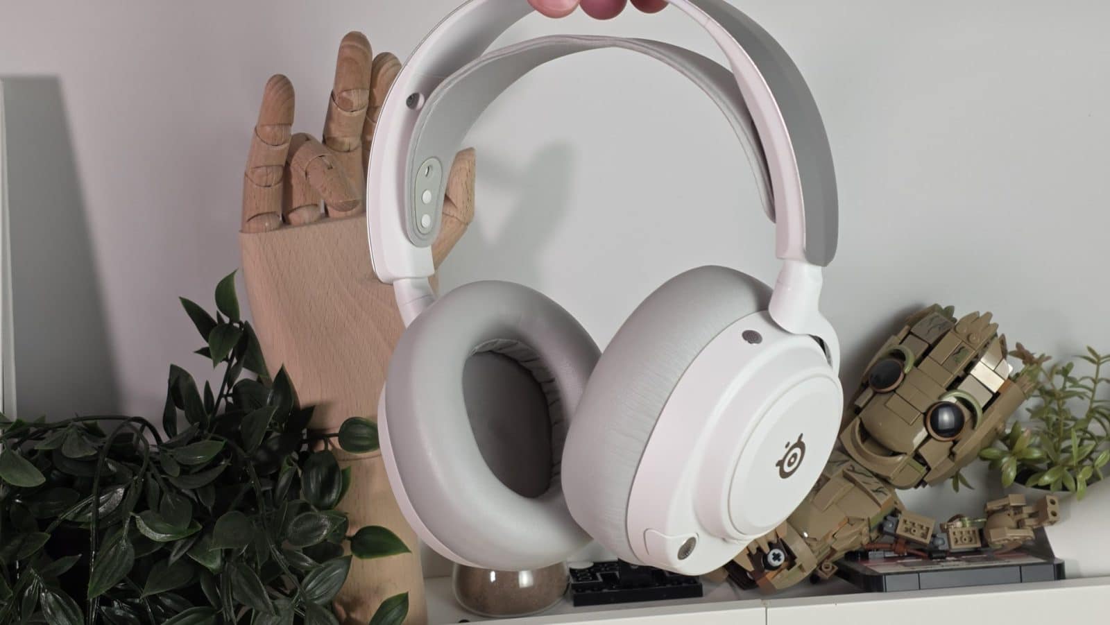 SteelSeries Arctis Nova Pro Omni - Design